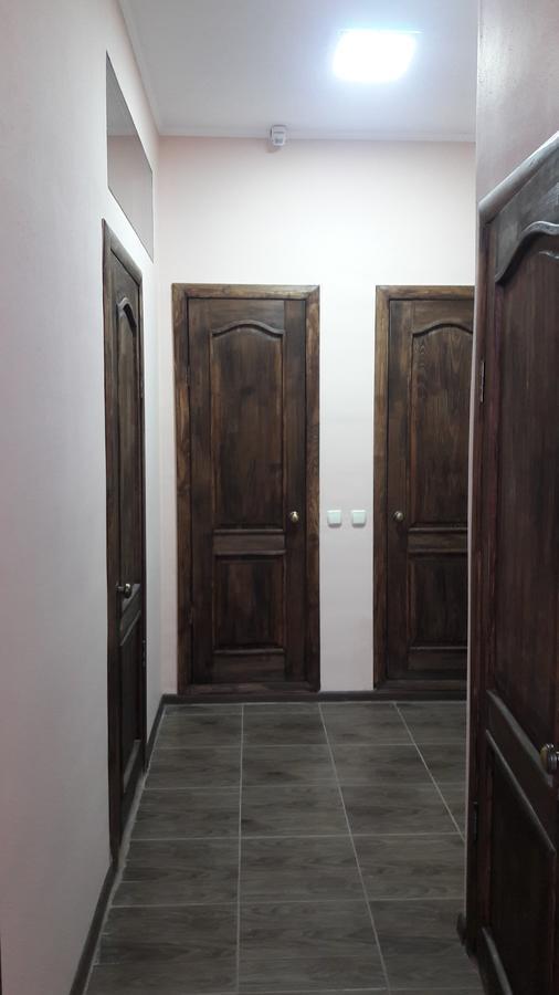 Green Hostel Херсон Экстерьер фото